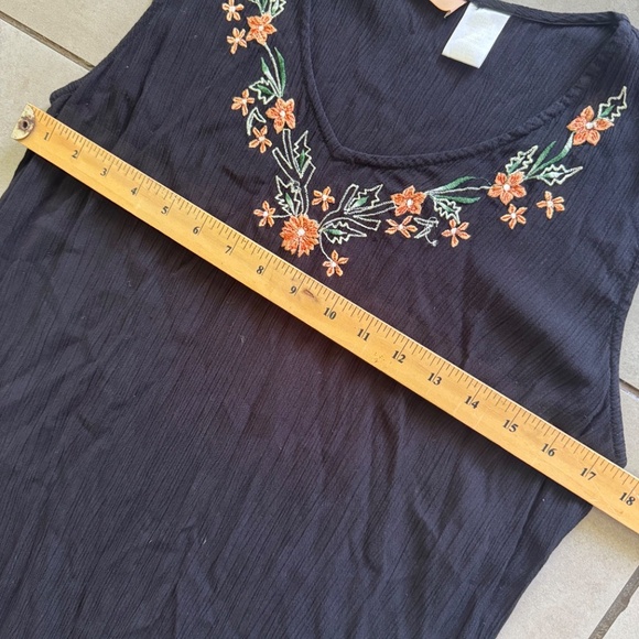 La Cera Black Sleeveless Rayon Dress Medium Floral Embroidered Boho India - Picture 8 of 8